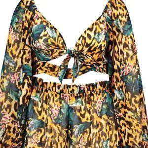 💥3 for $15💥 ASOS wrap crop top